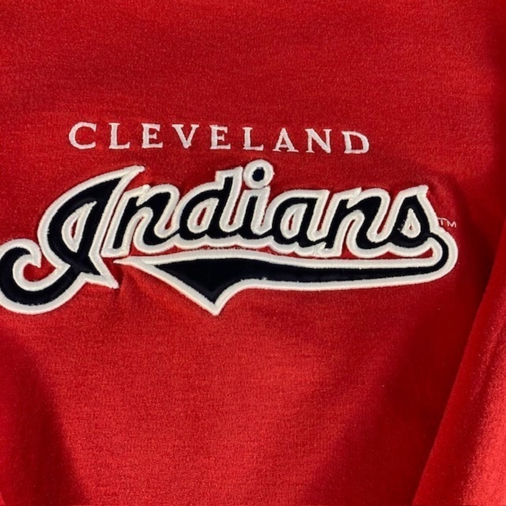 Vintage Cleveland Indian Red Embroidered Sweatshirt - Picture 5 of 10
